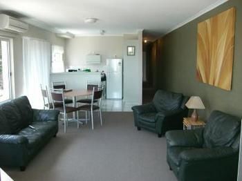 The Palms 4*
